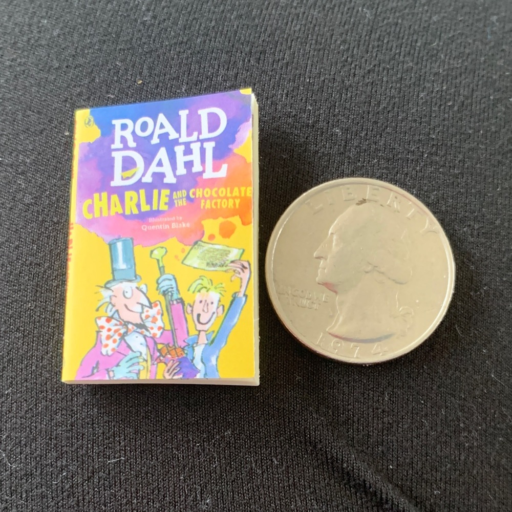 Zuru Mini Brands Book Series 2 Charlie and the Chocolate Factory- Common